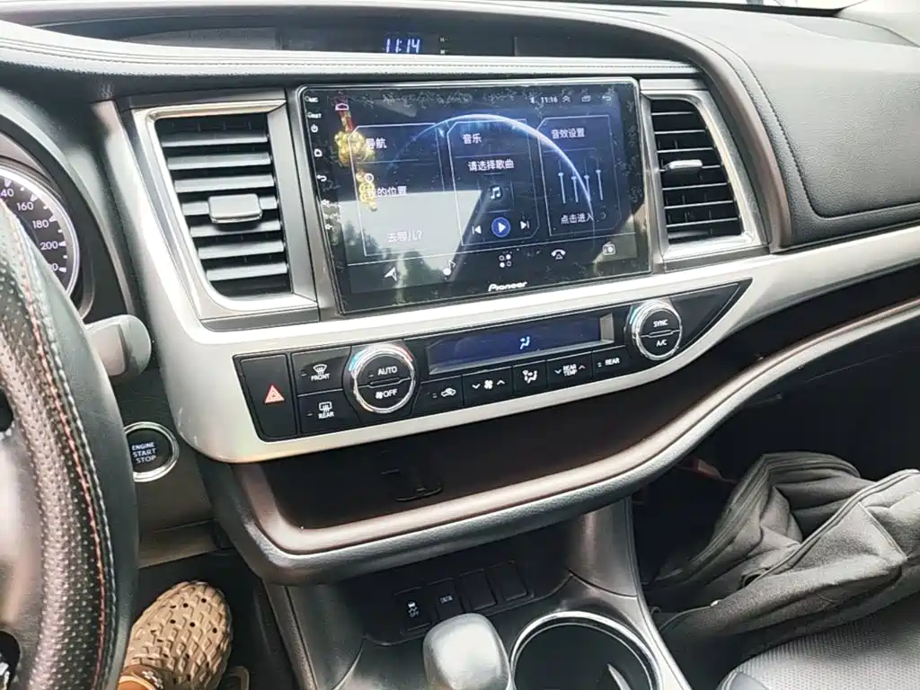 Toyota Highlander 2019 — фото 13