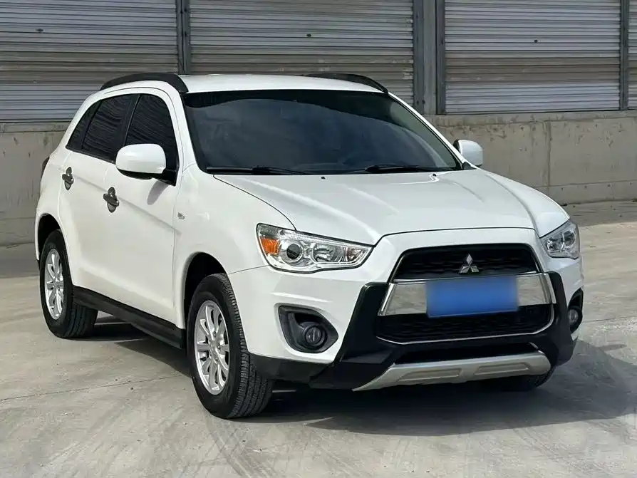 Mitsubishi ASX 2014 — фото 7