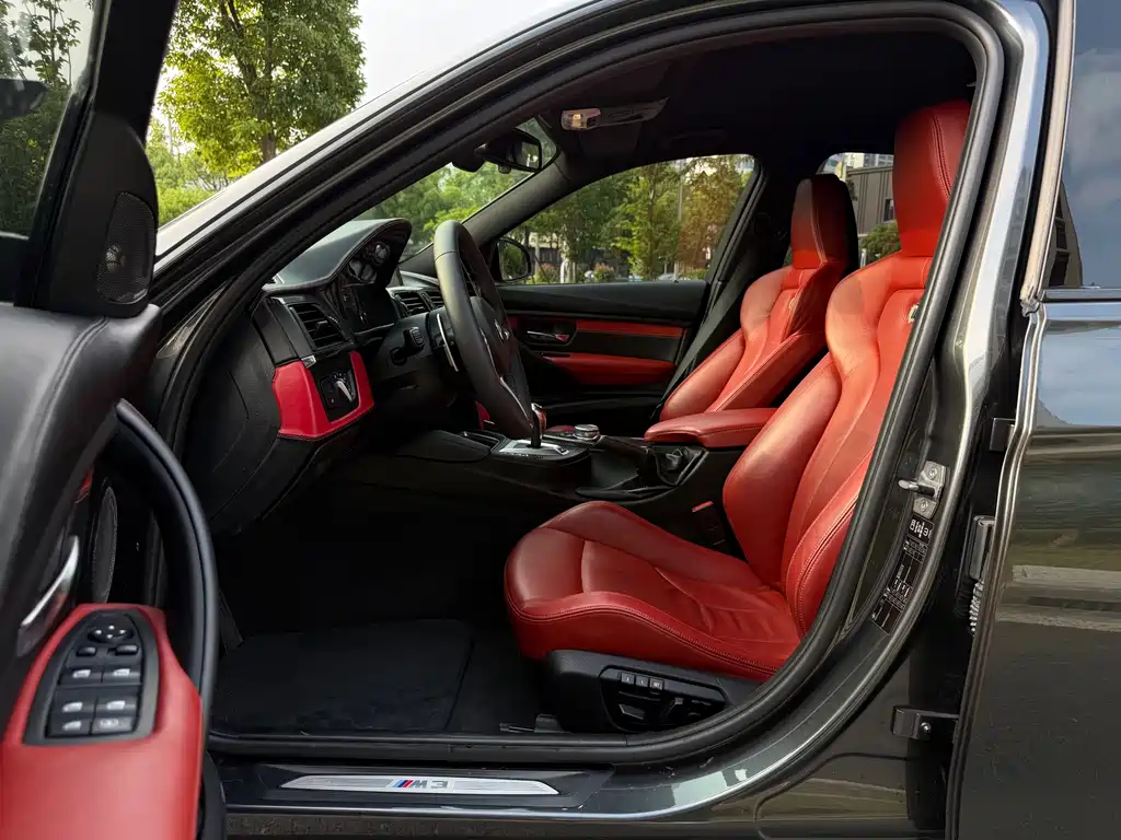 BMW M3 2015 — фото 11