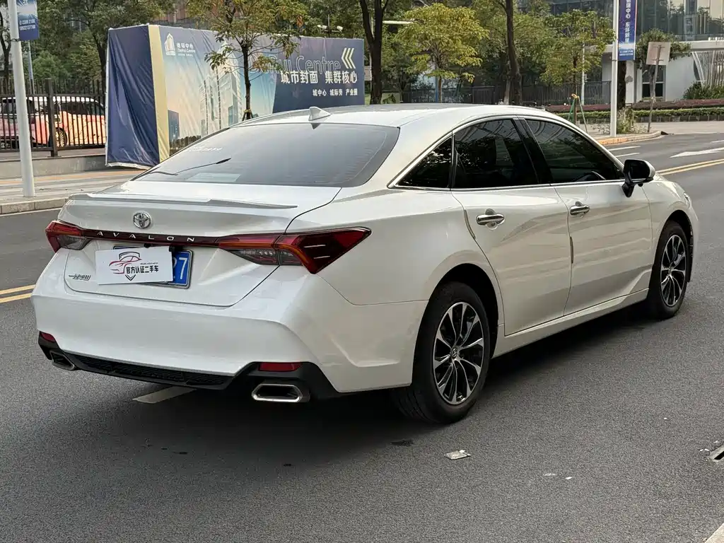 Toyota Avalon 2022 — фото 14