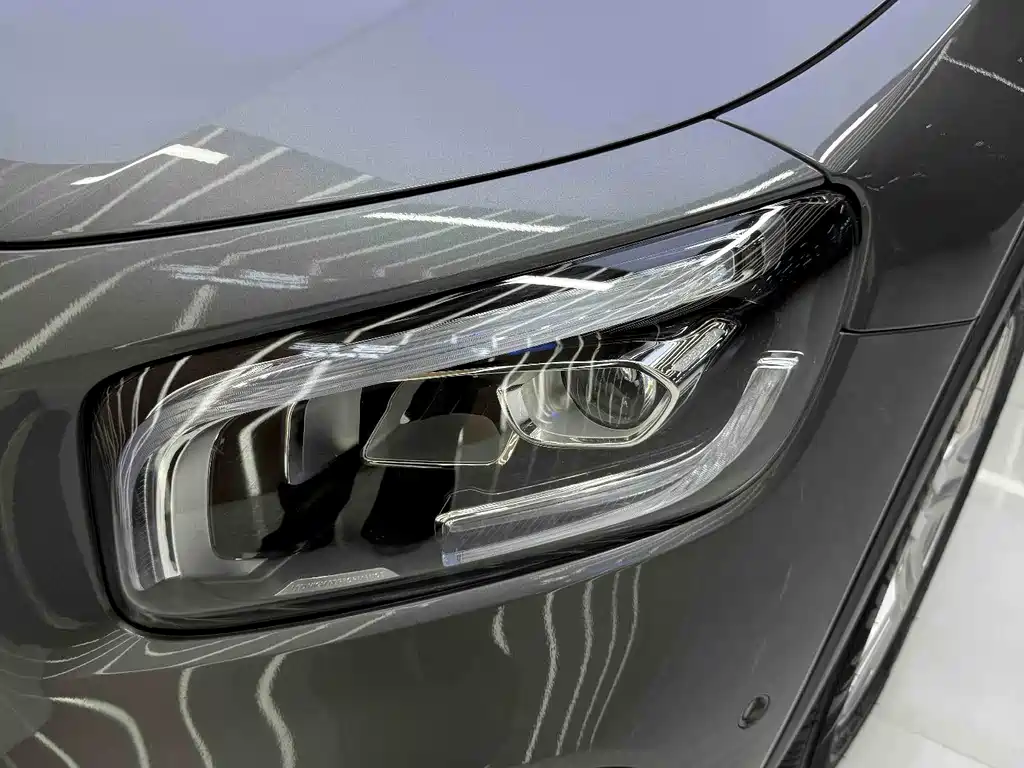 Mercedes-Benz GLB 2020 — фото 19