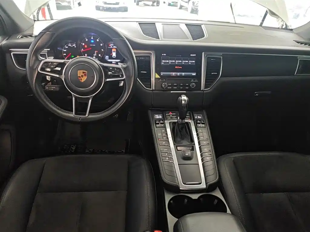 Porsche Macan 2016 — фото 6
