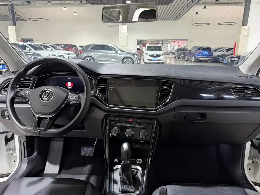 Volkswagen T-Roc 2022 — фото 11