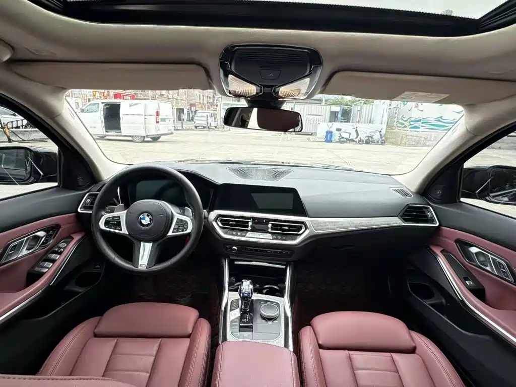 BMW 3 Series 2021
