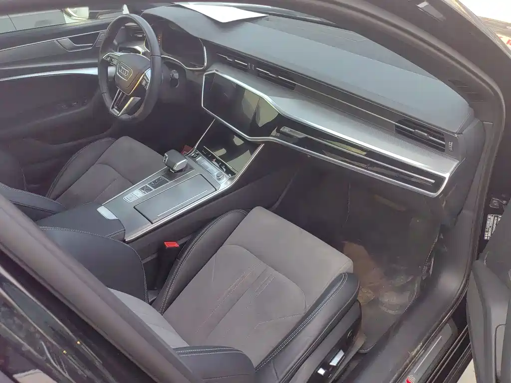 Audi A6L 2023
