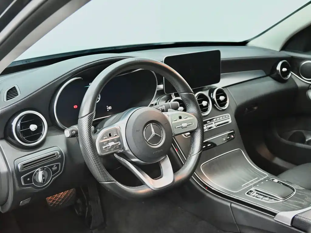 Mercedes-Benz C-Class 2021 — фото 16
