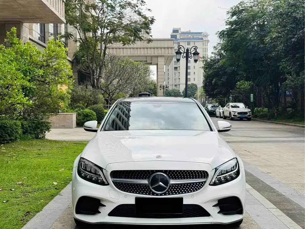 Mercedes-Benz C-Class 2019 — фото 2