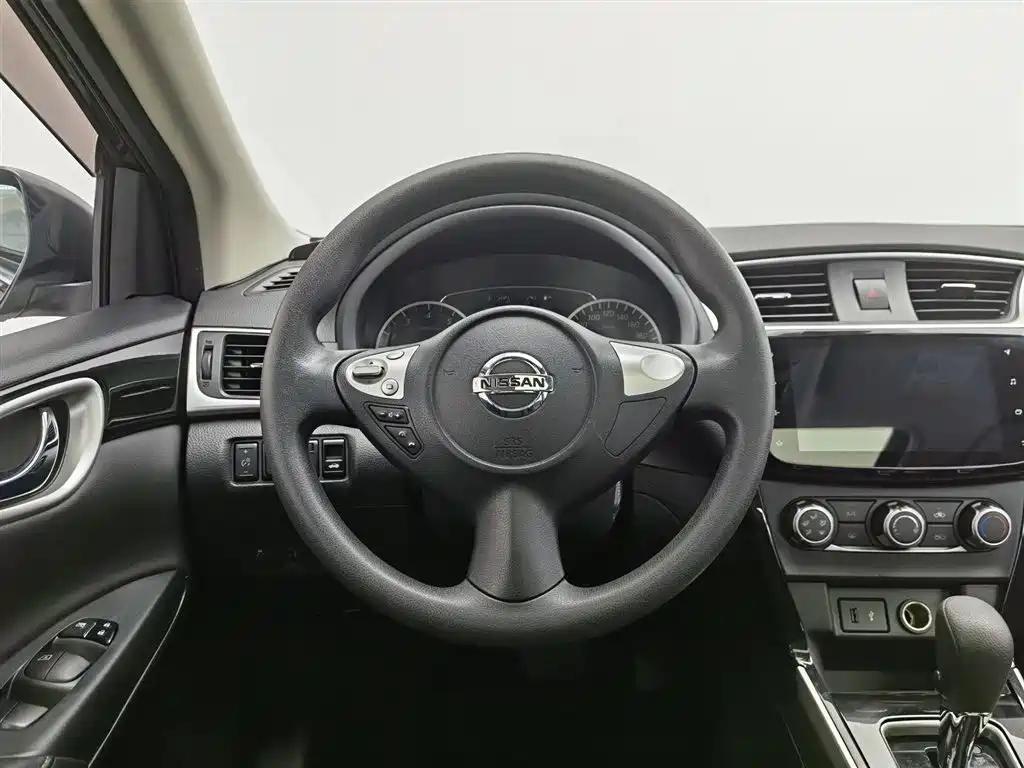 Nissan Sylphy 2021 — фото 11