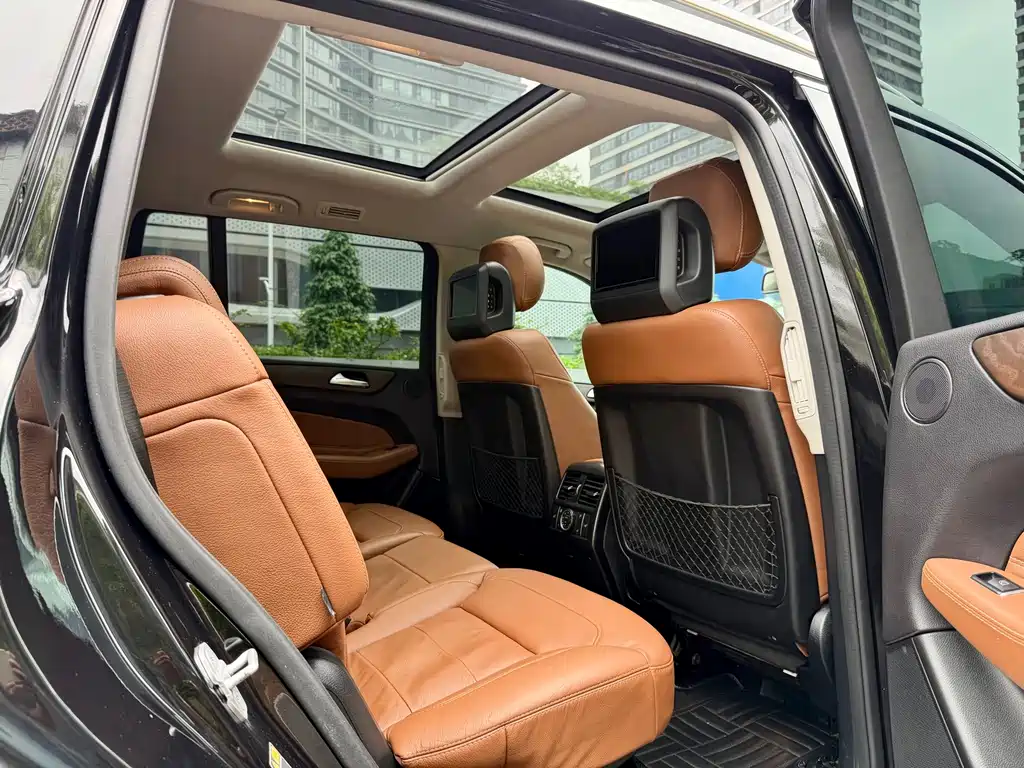 Mercedes-Benz GLS 2016 — фото 21