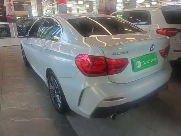BMW 1 Series 2022