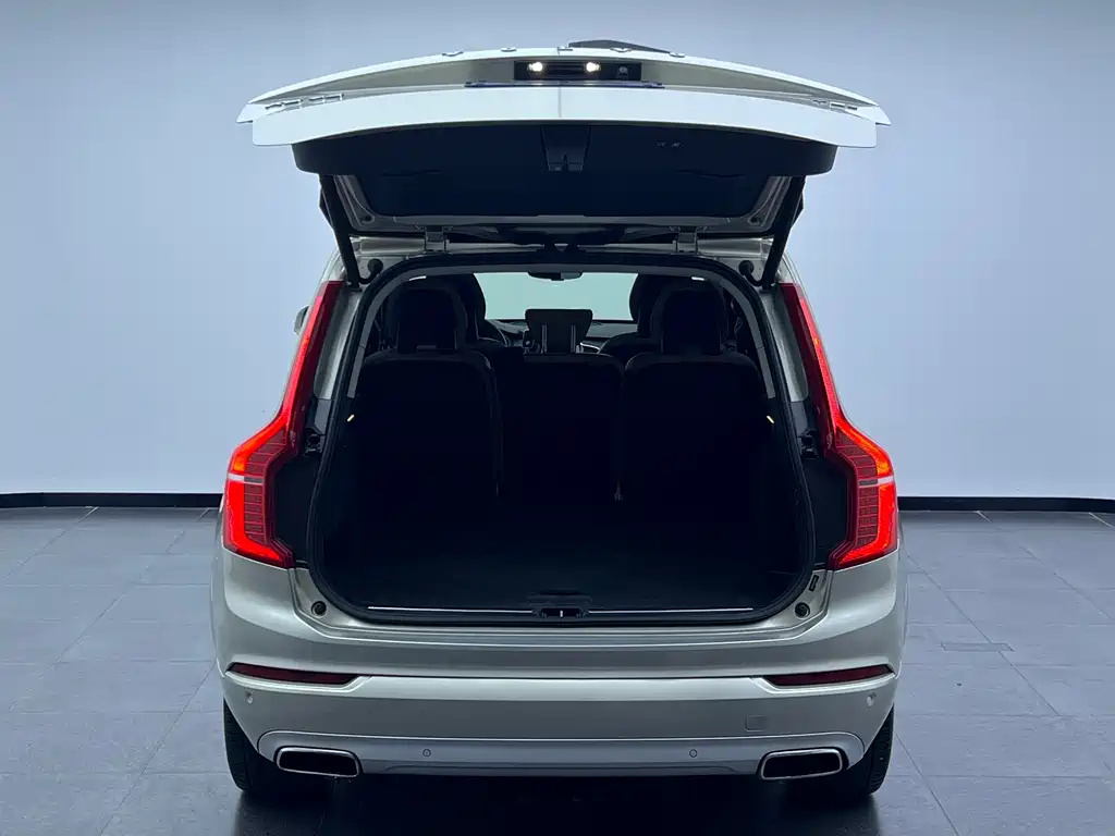 Volvo XC90 2016 — фото 3
