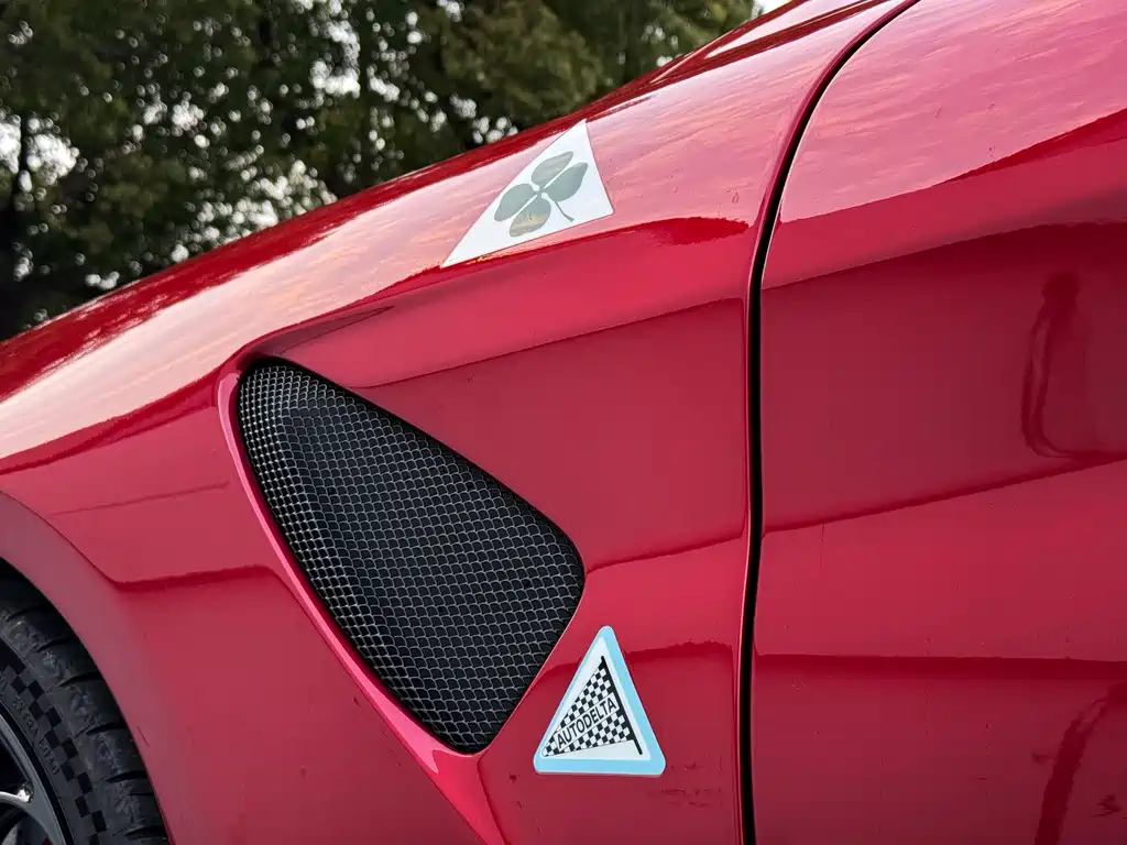Alfa Romeo Giulia 2023 — фото 25