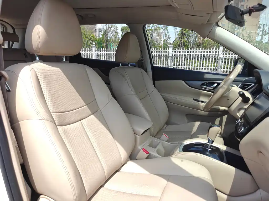 Nissan X-Trail 2015 — фото 13