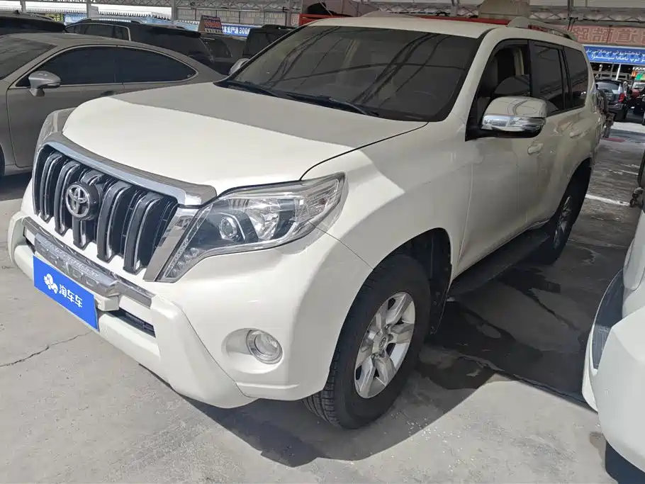 Toyota Prado 2017 — фото 1
