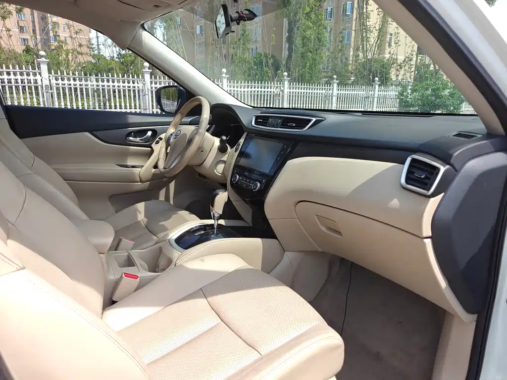 Nissan X-Trail 2015 — фото 27