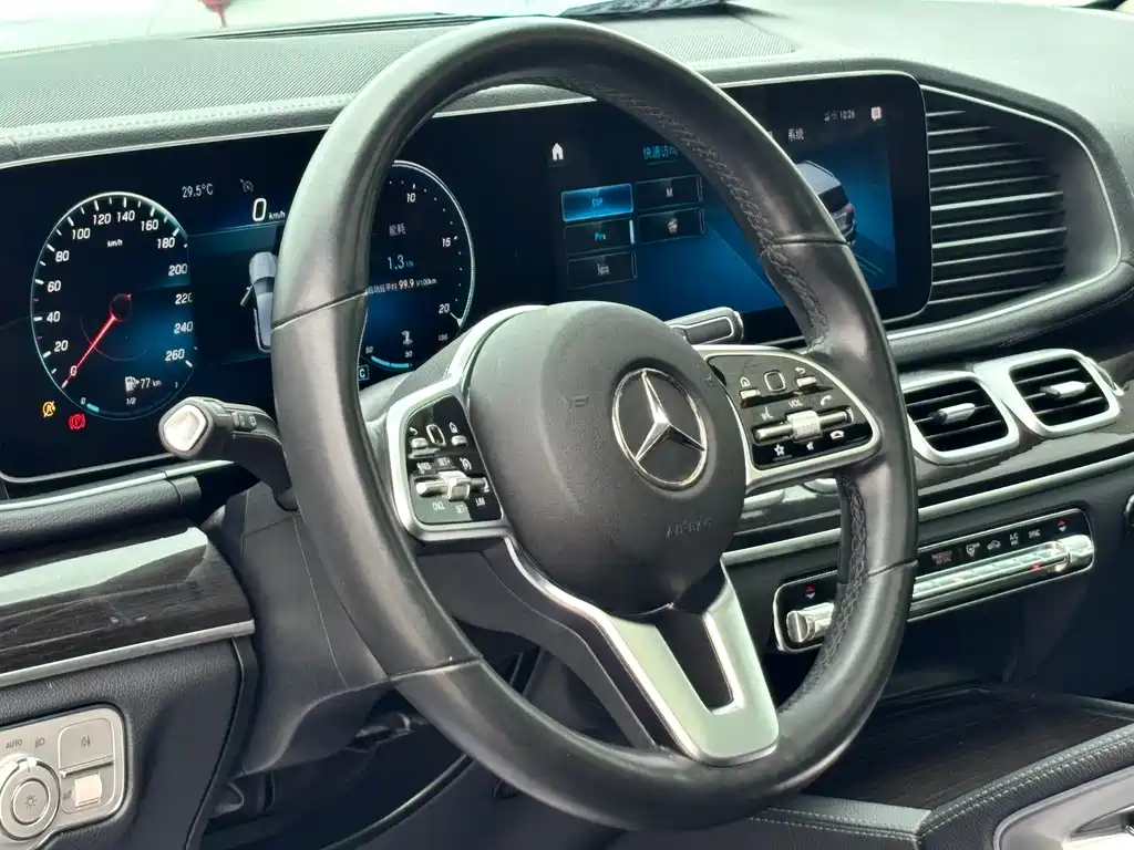 Mercedes-Benz GLE 2019 — фото 10