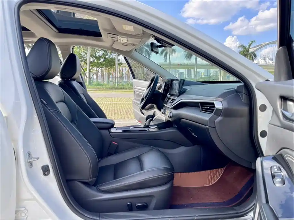 Nissan Teana 2022 — фото 14
