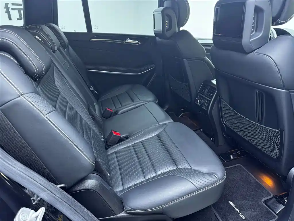Mercedes-Benz GLS AMG 2019 — фото 23