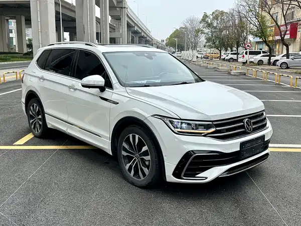 Volkswagen Tiguan L 2023