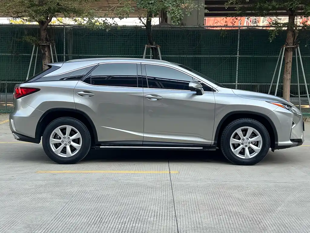 Lexus RX 2017 — фото 2