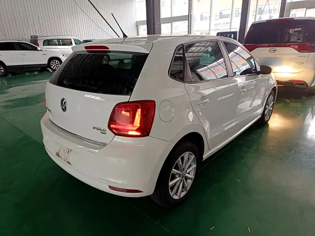 Volkswagen Polo 2016