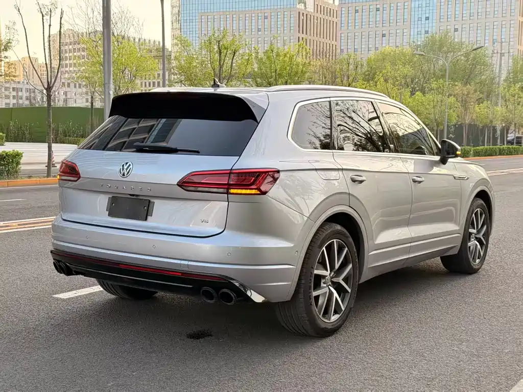 Volkswagen Touareg 2020 — фото 4
