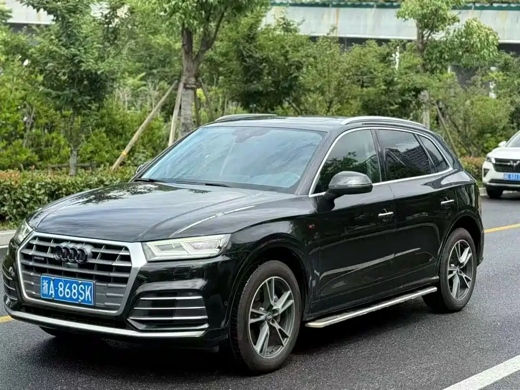 Audi Q5L 2021 — фото 2