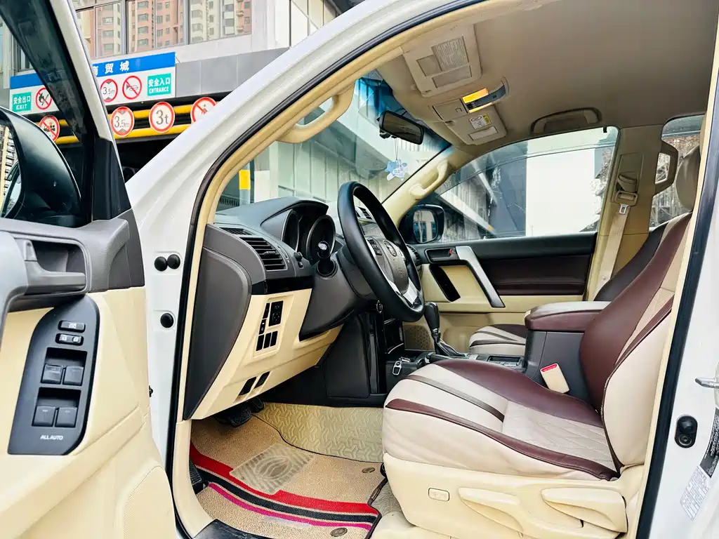 Toyota Prado 2017 — фото 4