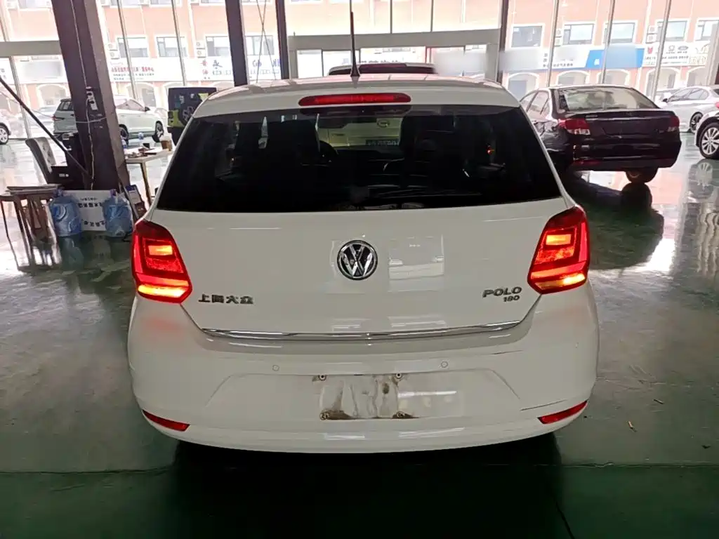 Volkswagen Polo 2016