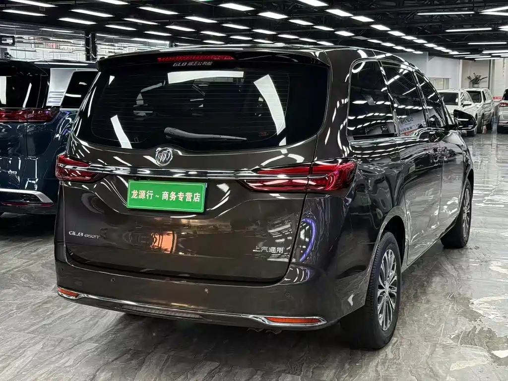 Buick GL8 2021 — фото 6