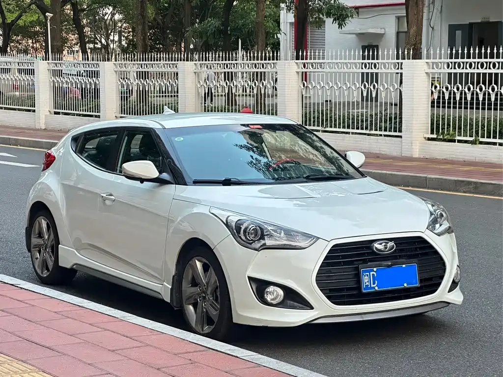 Hyundai Veloster 2013 — фото 4