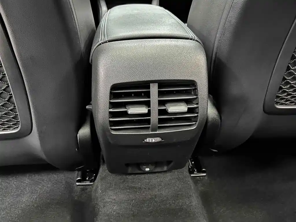 Ford Focus Active 2021 — фото 15