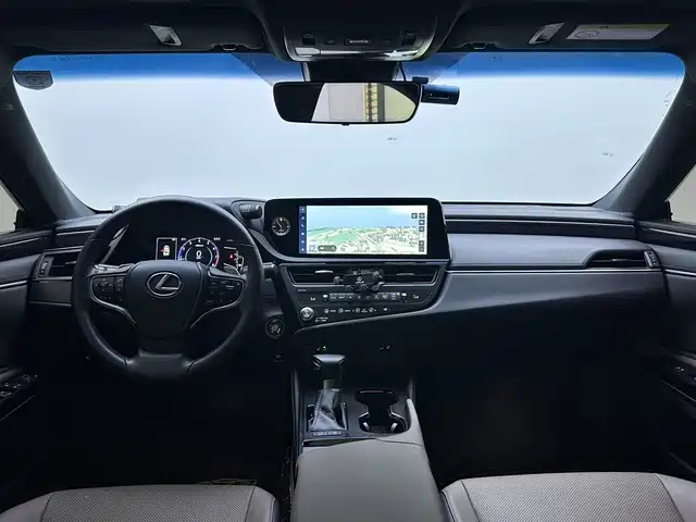 Lexus ES 2024 — фото 12
