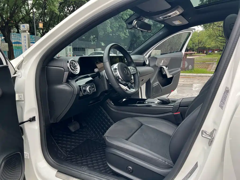 Mercedes-Benz A-Class 2023