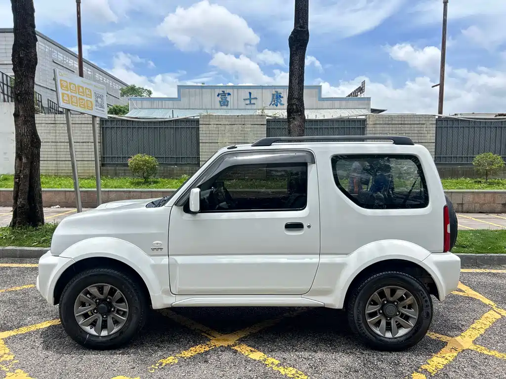 Suzuki Jimny 2016 — фото 7