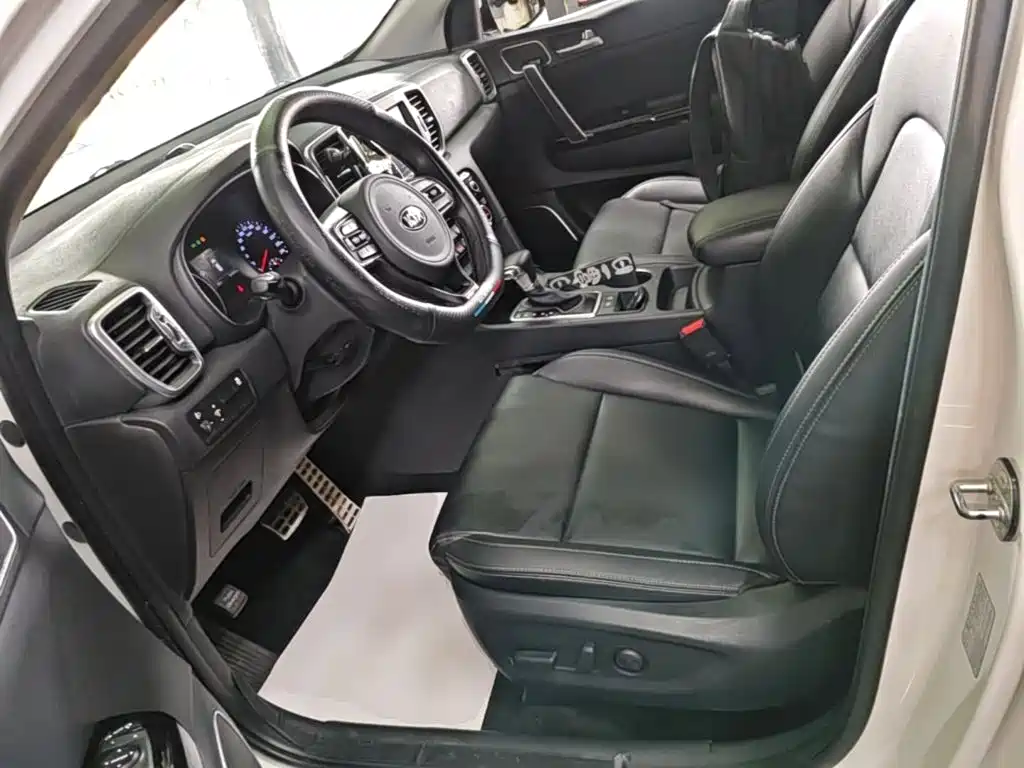 Kia KX5 2017 — фото 15