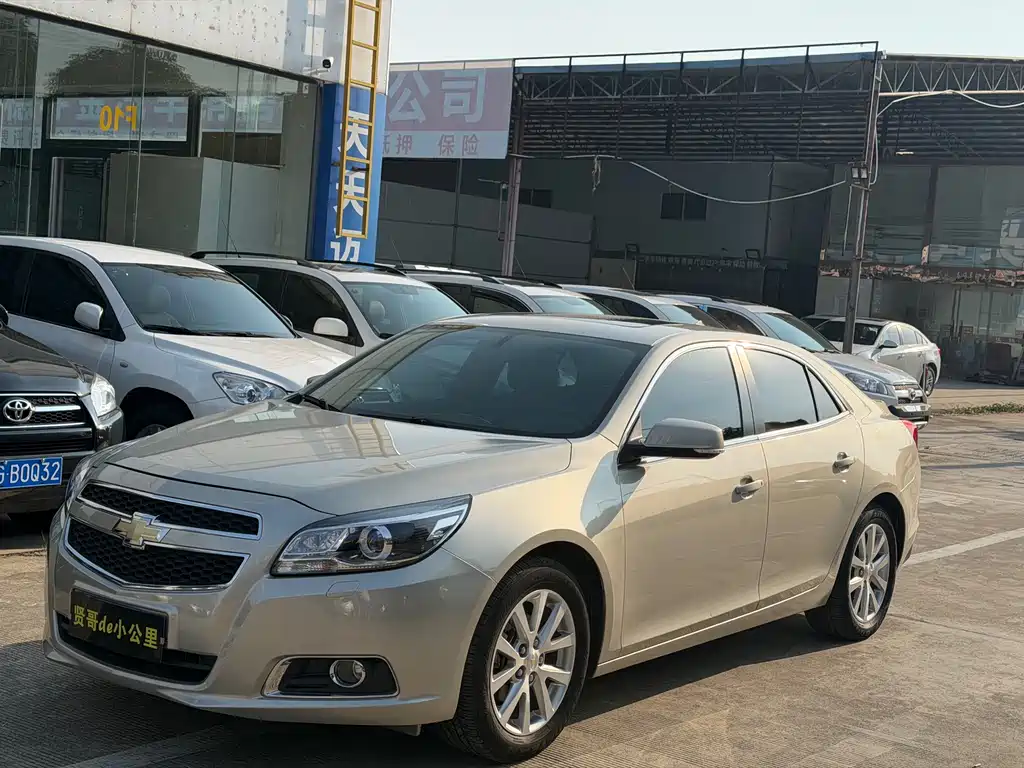 Chevrolet Malibu 2014 — фото 1