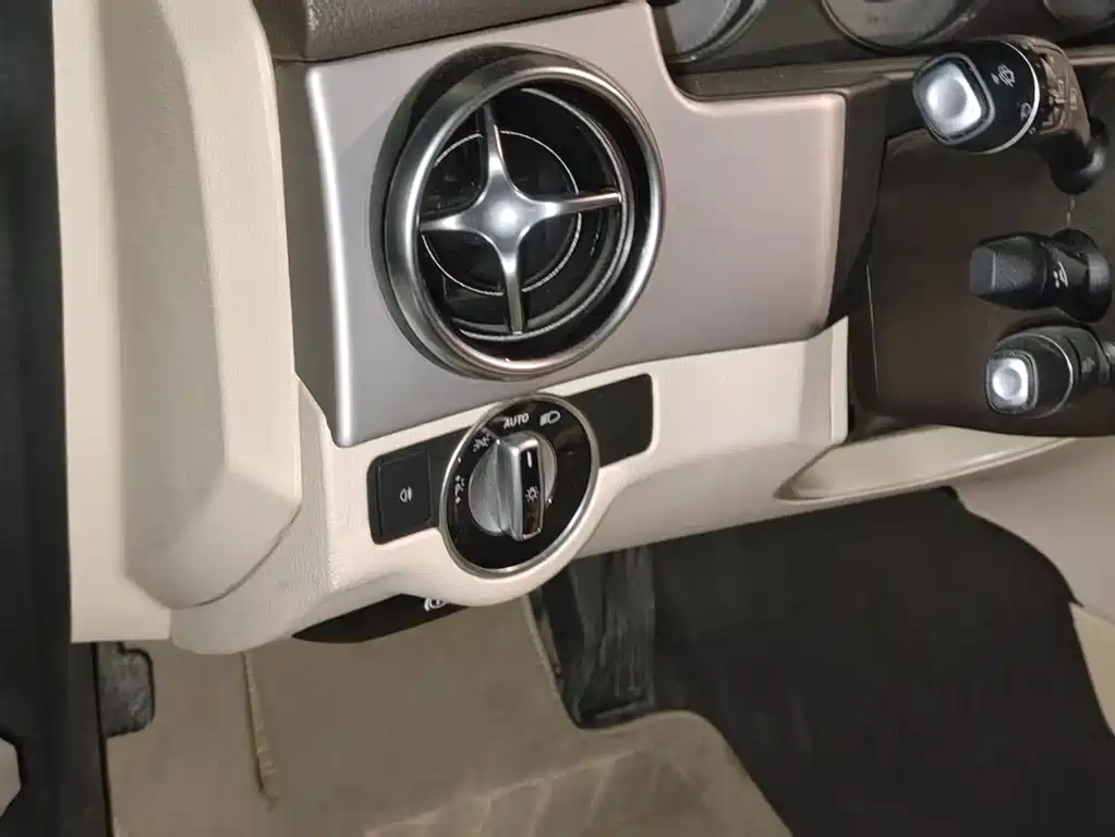 Mercedes-Benz GLK-Class 2015 — фото 8