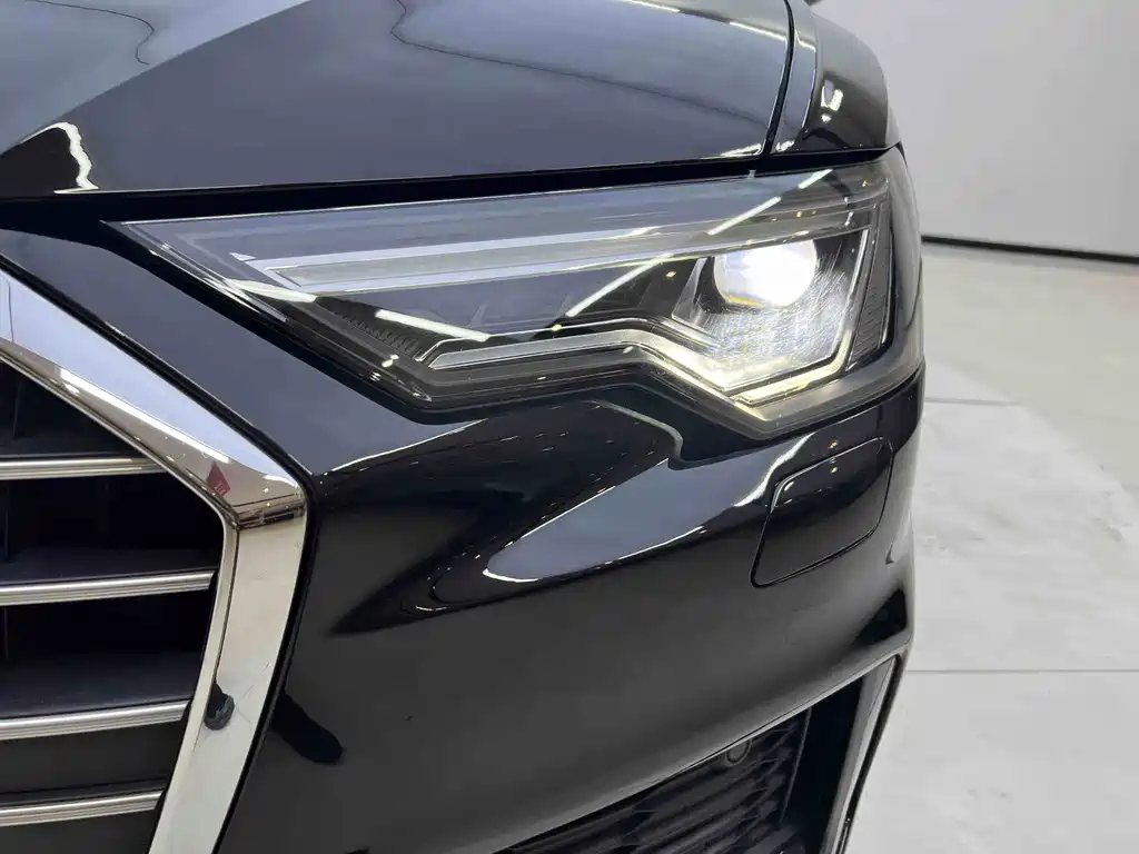 Audi A6L 2023