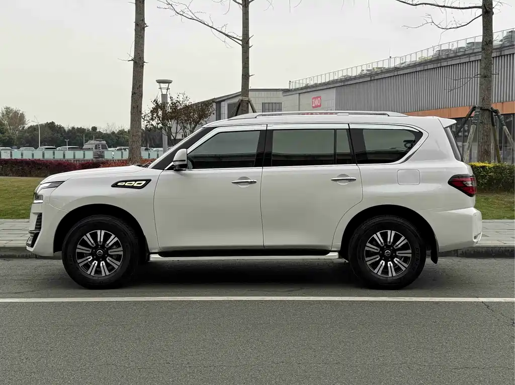 Nissan Patrol 2020 — фото 4