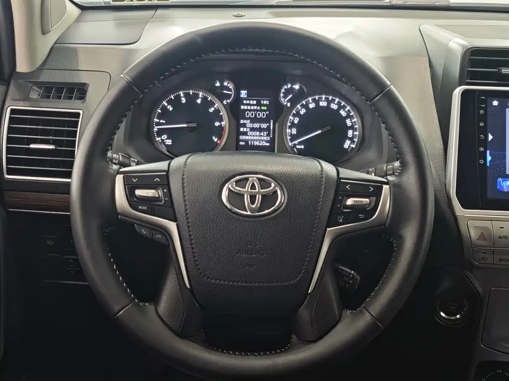 Toyota Prado 2018 — фото 15