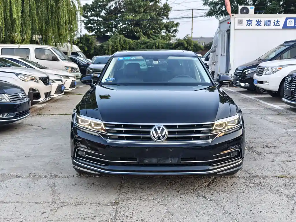Volkswagen Phideon 2017