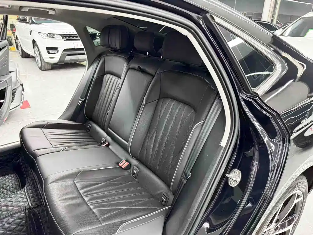 Volkswagen Passat 2023 — фото 13