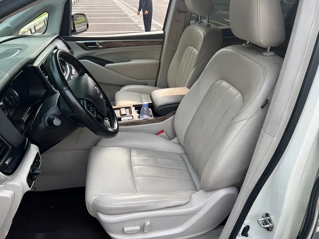 GAC Motor Trumpchi M8 2018 — фото 5