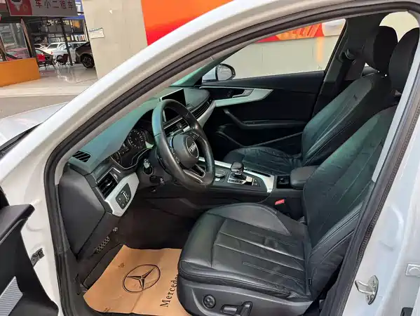 Audi A4L 2017