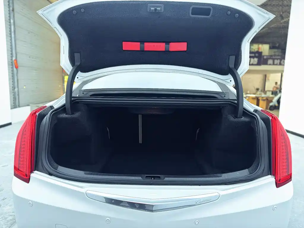 Cadillac ATS-L 2015 — фото 13