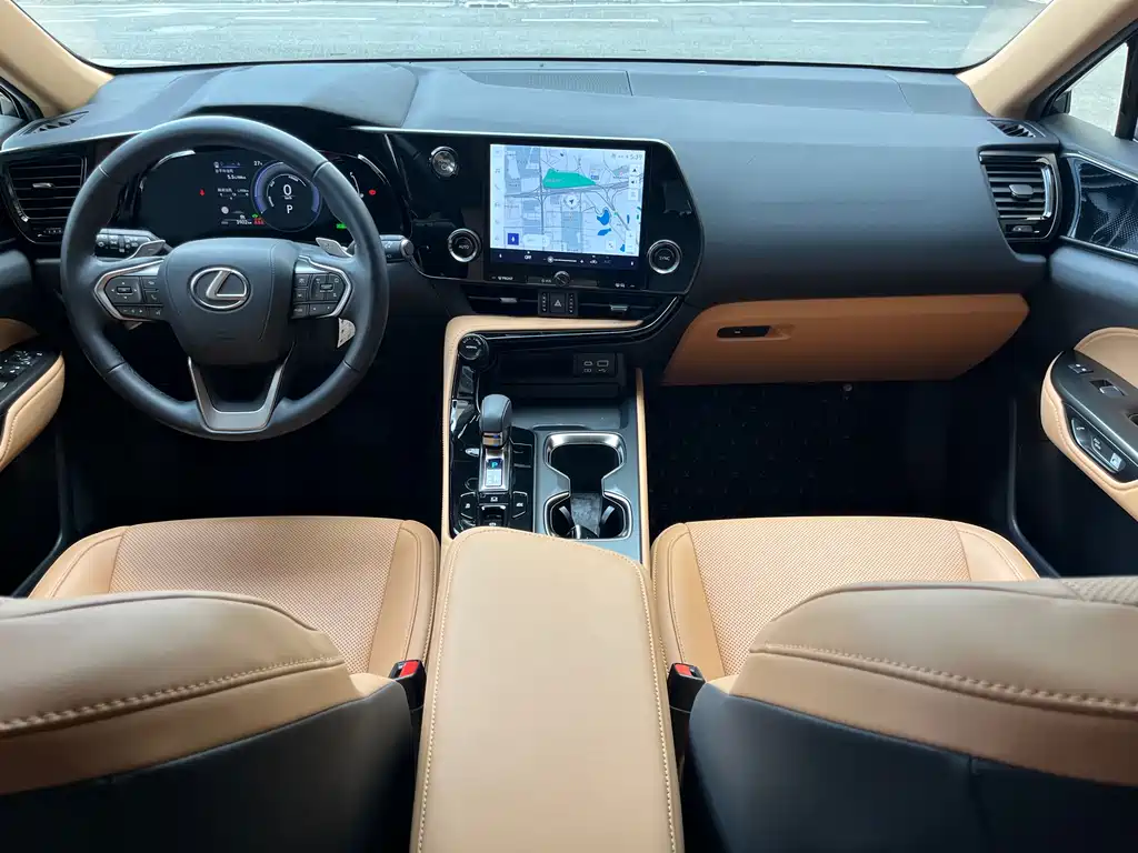 Lexus NX 2023 — фото 17