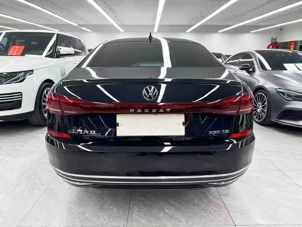 Volkswagen Passat 2023
