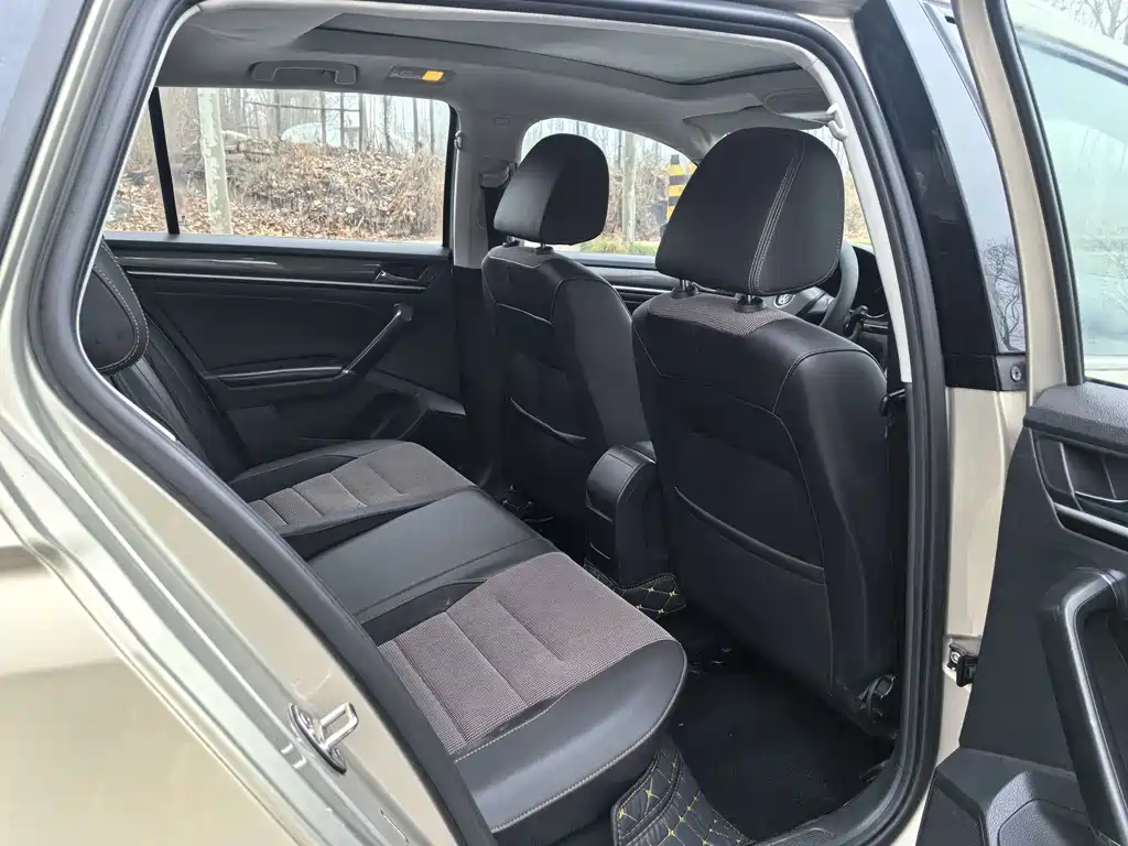Volkswagen C-Trek 2017 — фото 11