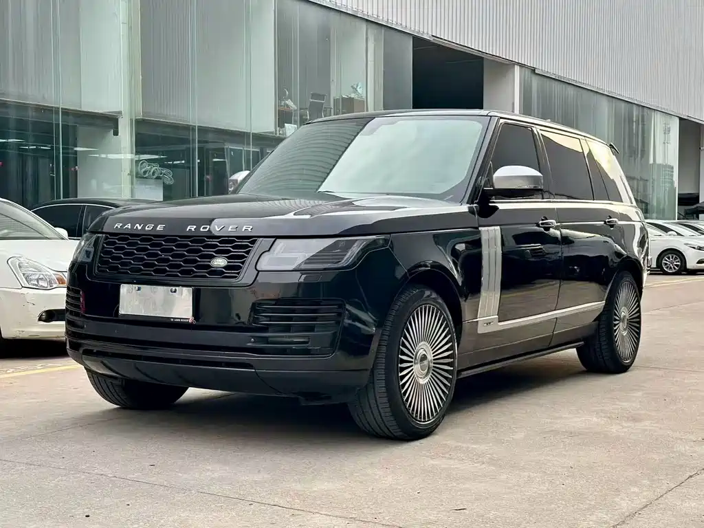 Land Rover Range Rover 2015 — фото 1